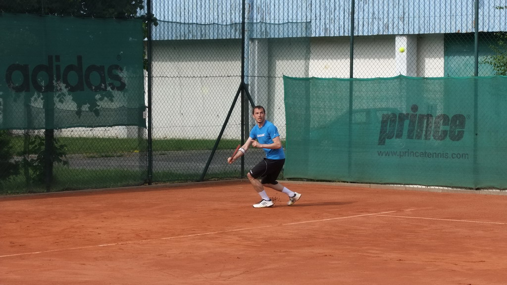 III Mistrzostwa Absolwentów Politechniki Częstochowskiej w tenisie ziemnym.